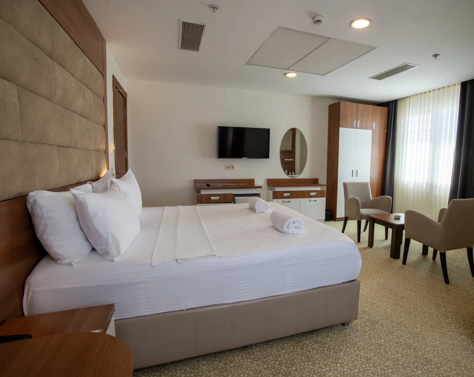 Family Room (4 Persons) 4