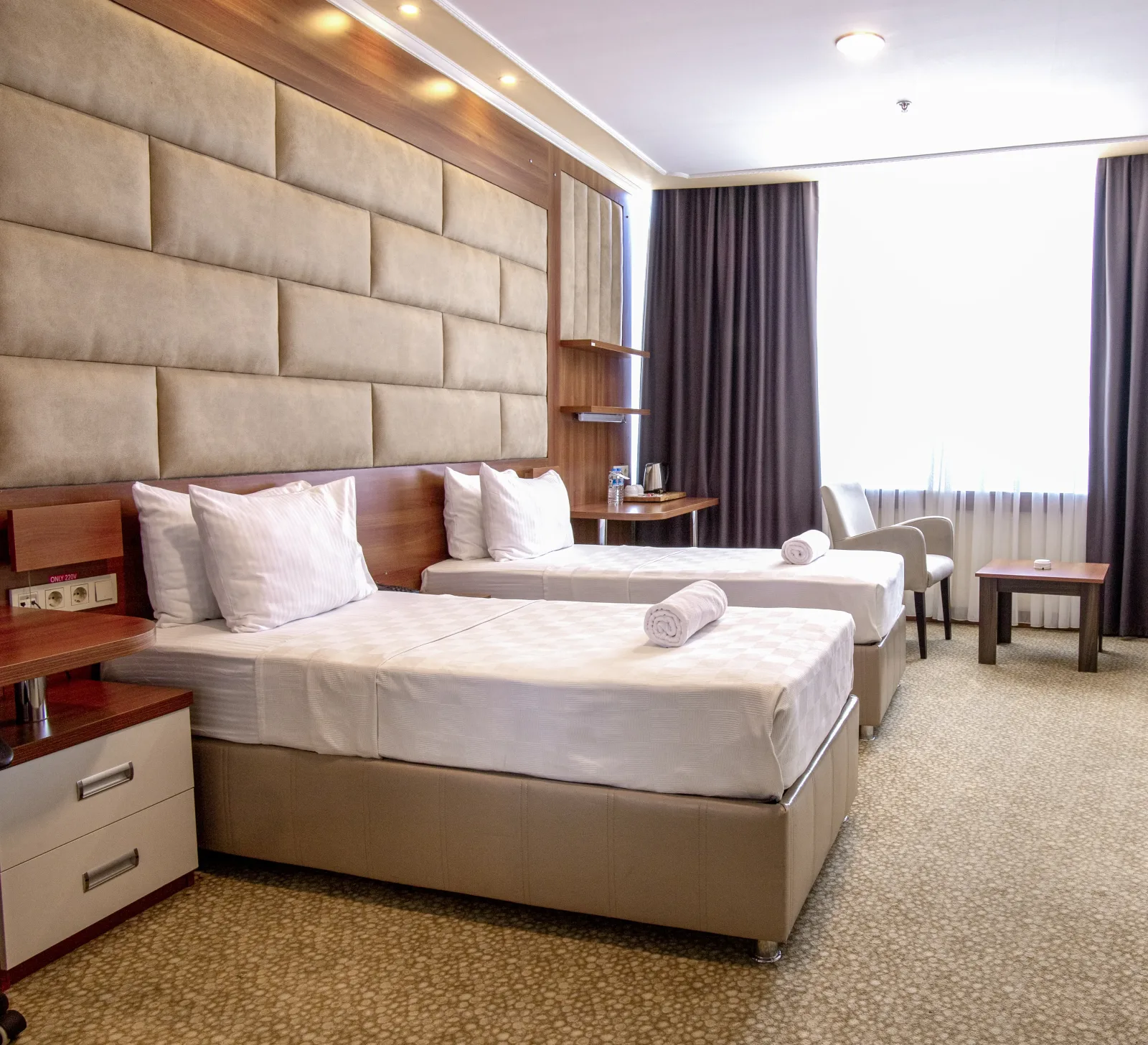 Double Room 4