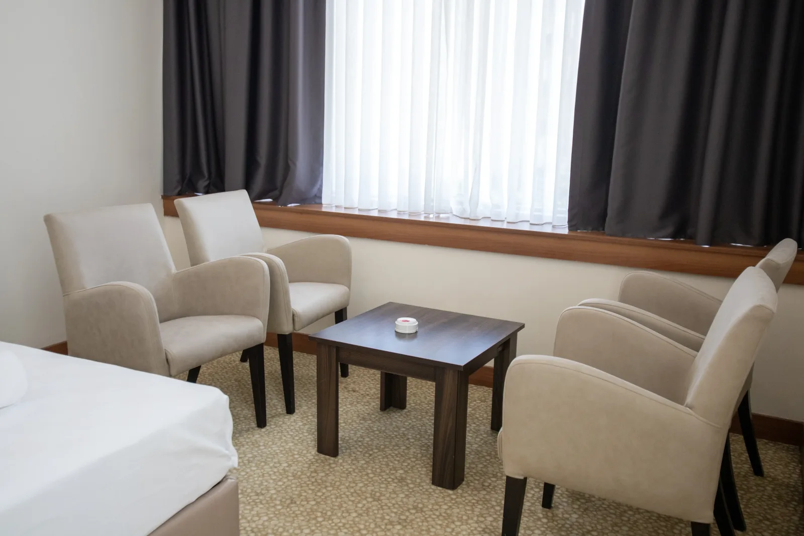 Quadruple Room (Four Single Beds) 2