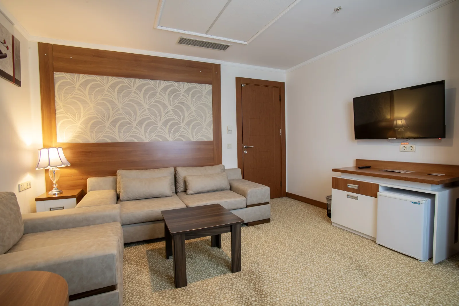 Suite Room 2