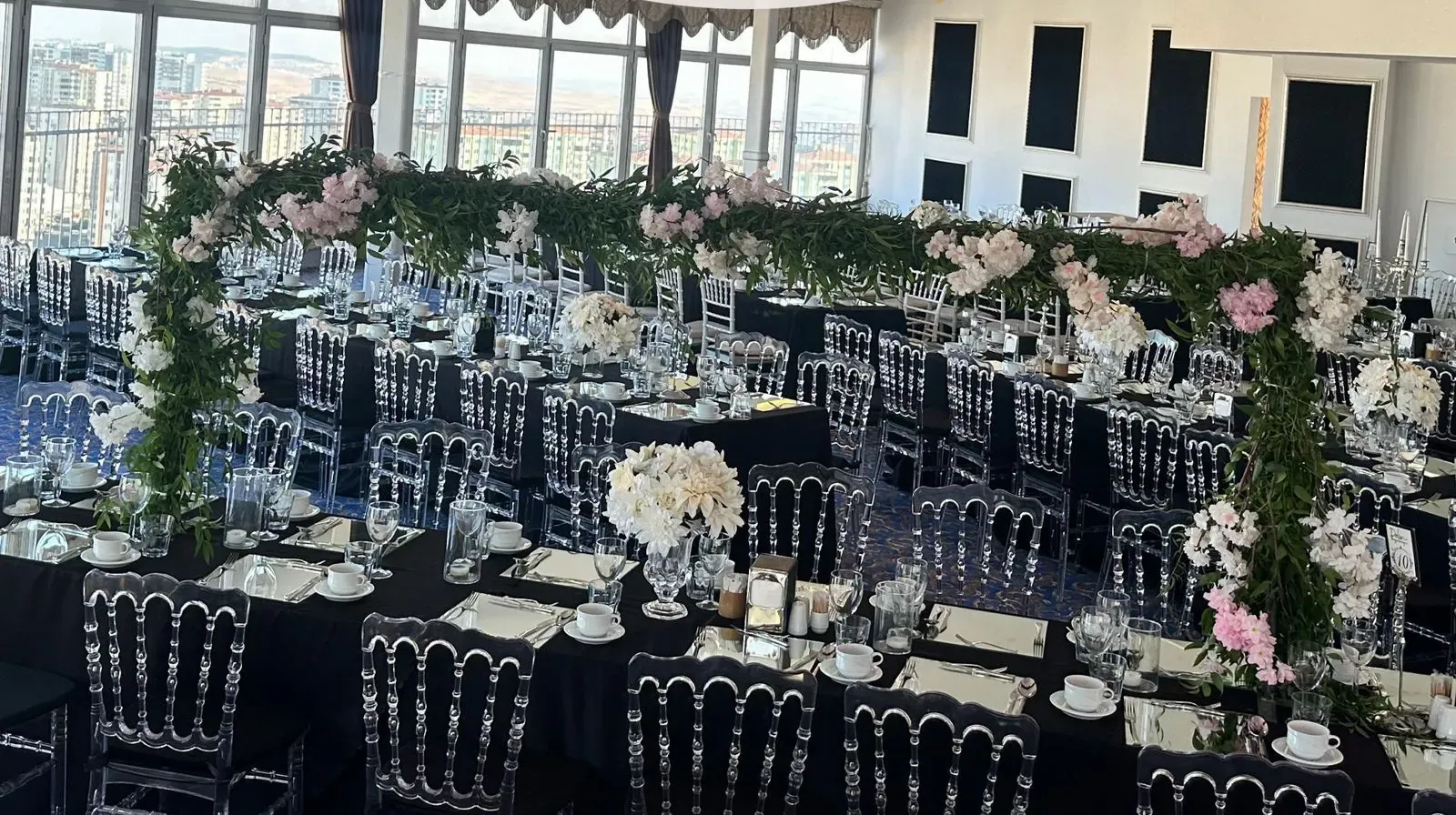 Ballroom — 20th Floor